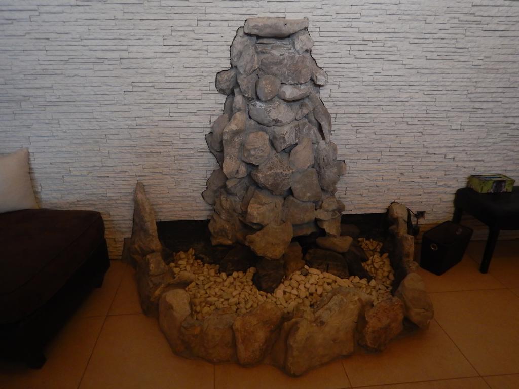 Hotel Konsky Dvor Brzotín Zewnętrze zdjęcie