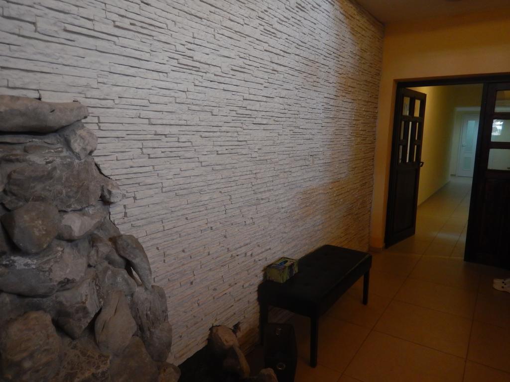 Hotel Konsky Dvor Brzotín Zewnętrze zdjęcie
